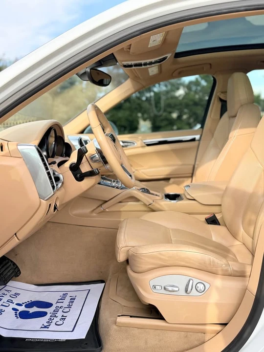 2017 Porsche 958 Cayenne - Image 9 of 20