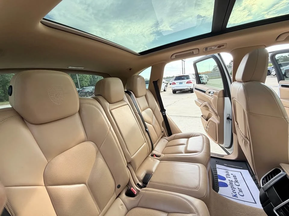 2017 Porsche 958 Cayenne - Image 17 of 20