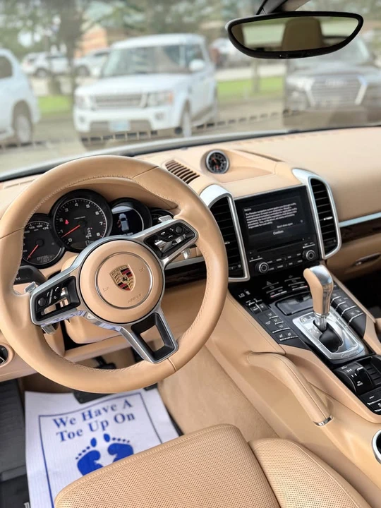 2017 Porsche 958 Cayenne - Image 13 of 20