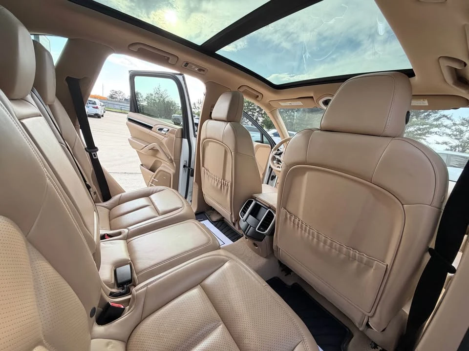 2017 Porsche 958 Cayenne - Image 19 of 20