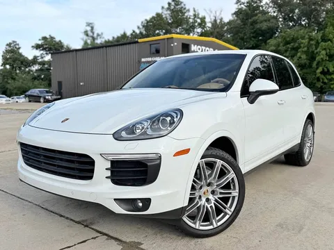 2017 Porsche Cayenne Platinum Edition