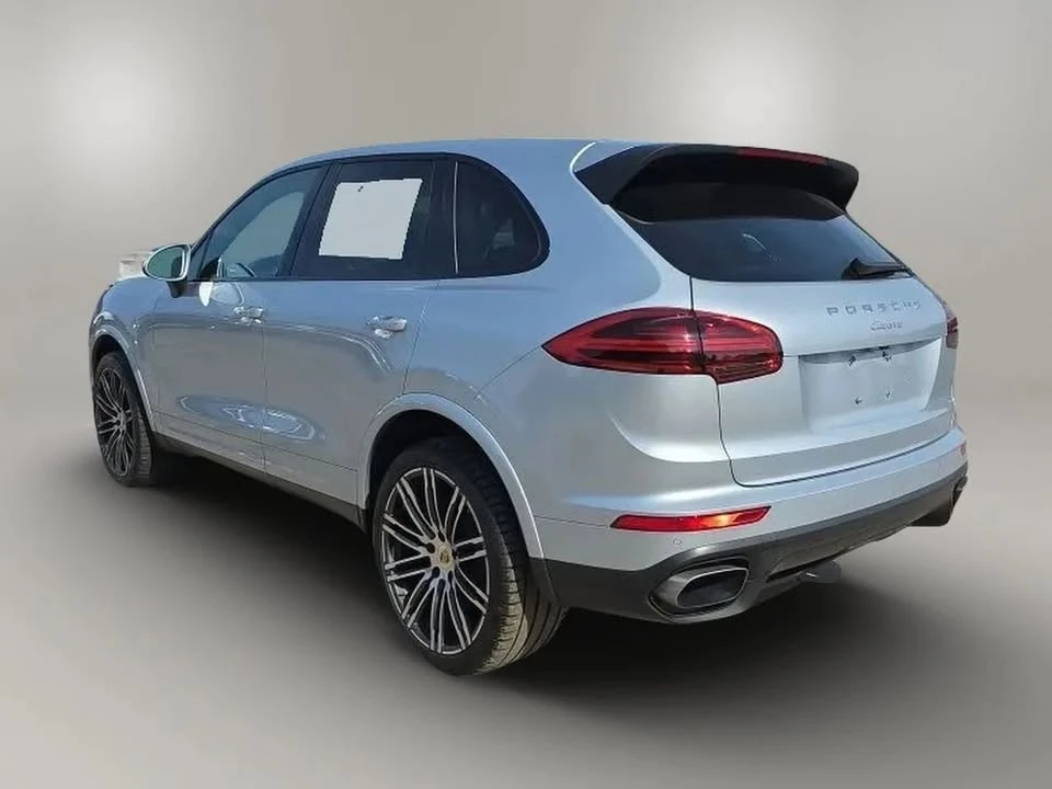 2017 Porsche 958 Cayenne - Image 5 of 16