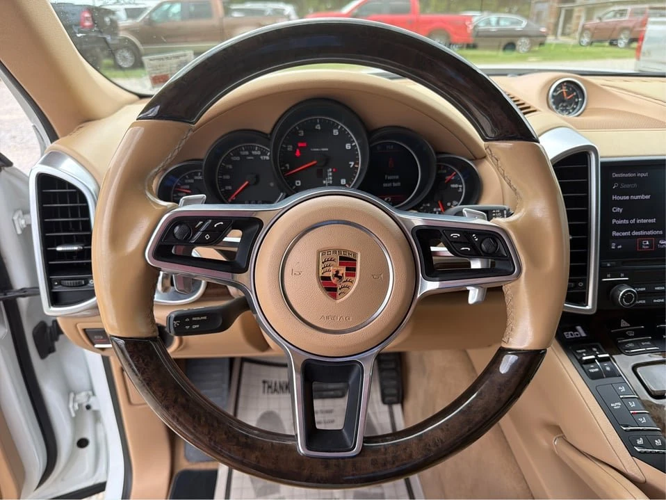2017 Porsche 958 Cayenne - Image 16 of 20