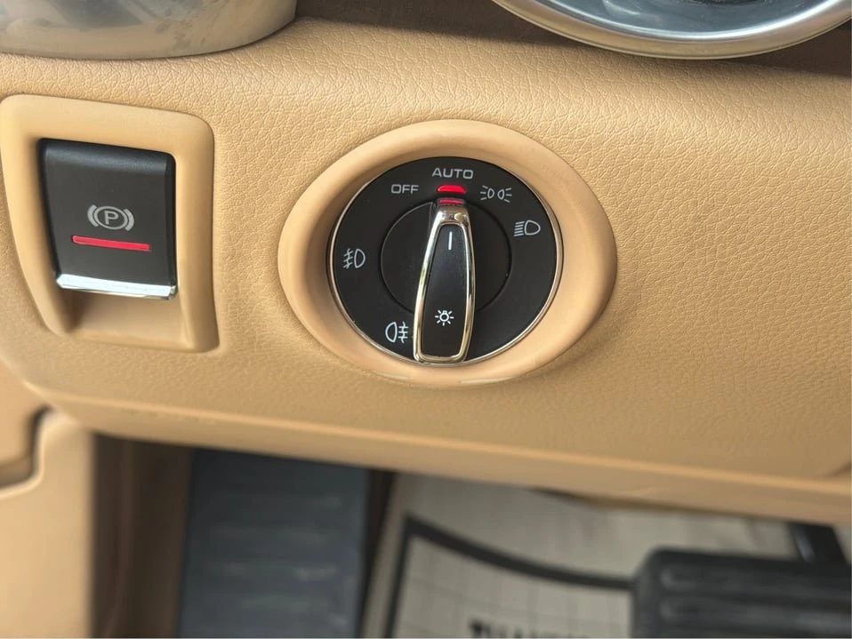 2017 Porsche 958 Cayenne - Image 17 of 20