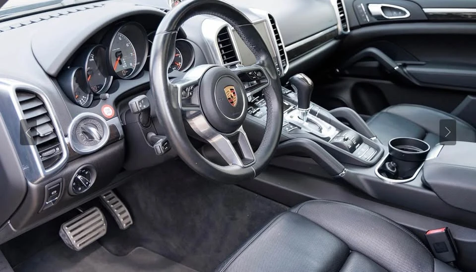 2017 Porsche 958 Cayenne - Image 6 of 10