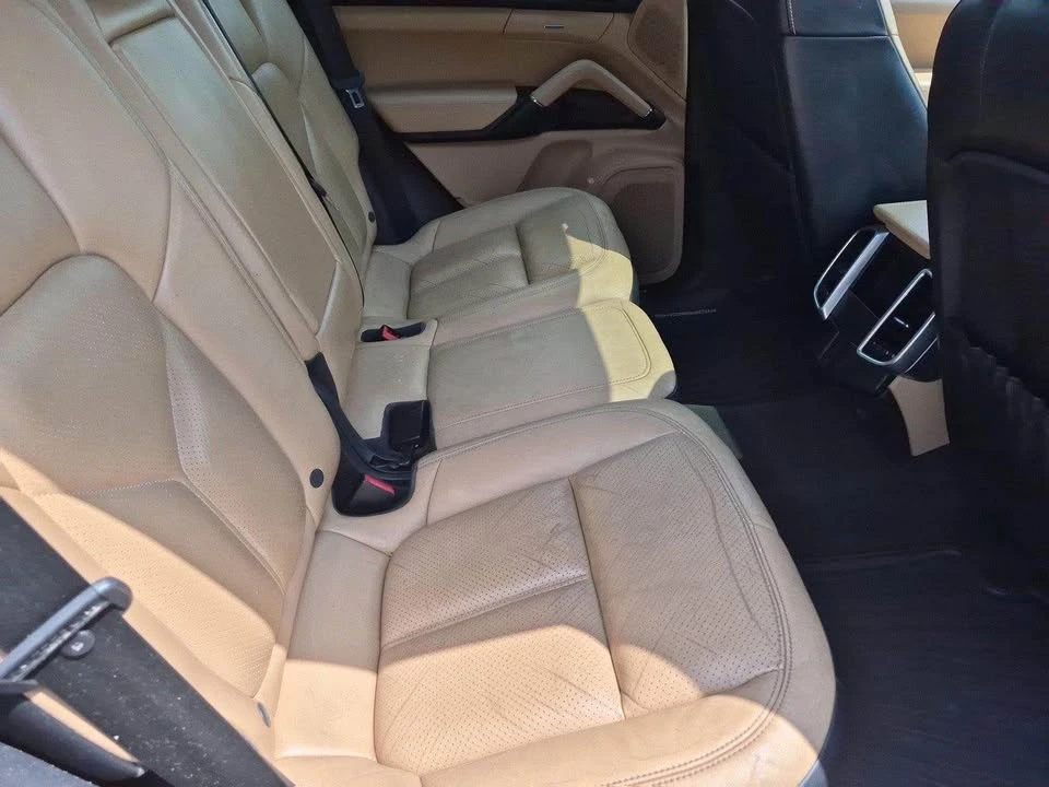 2017 Porsche 958 Cayenne - Image 19 of 20