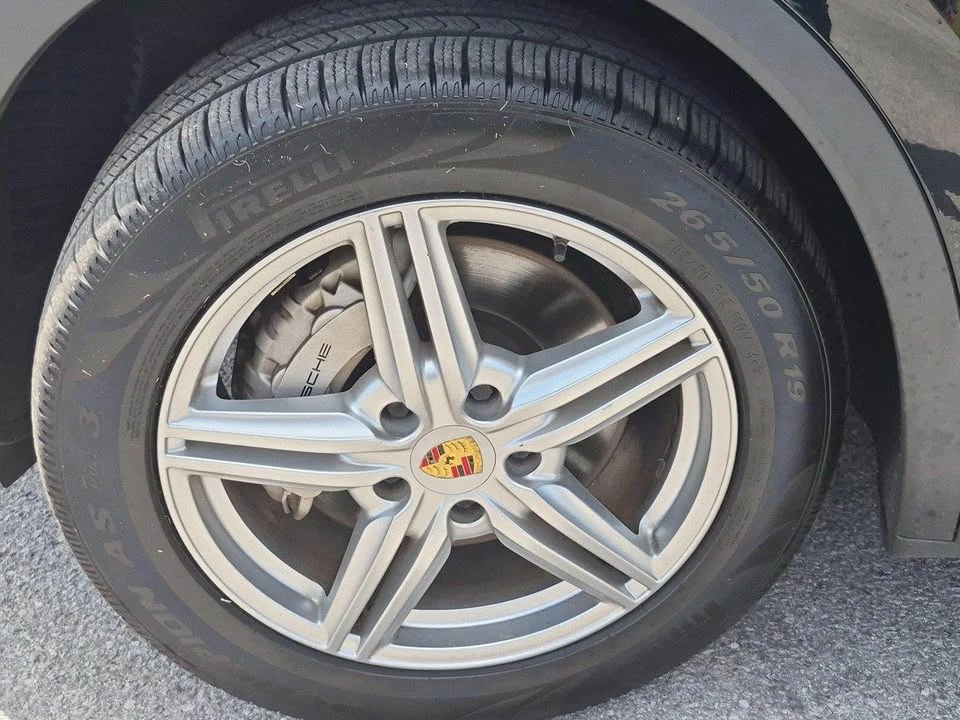 2017 Porsche 958 Cayenne - Image 9 of 20