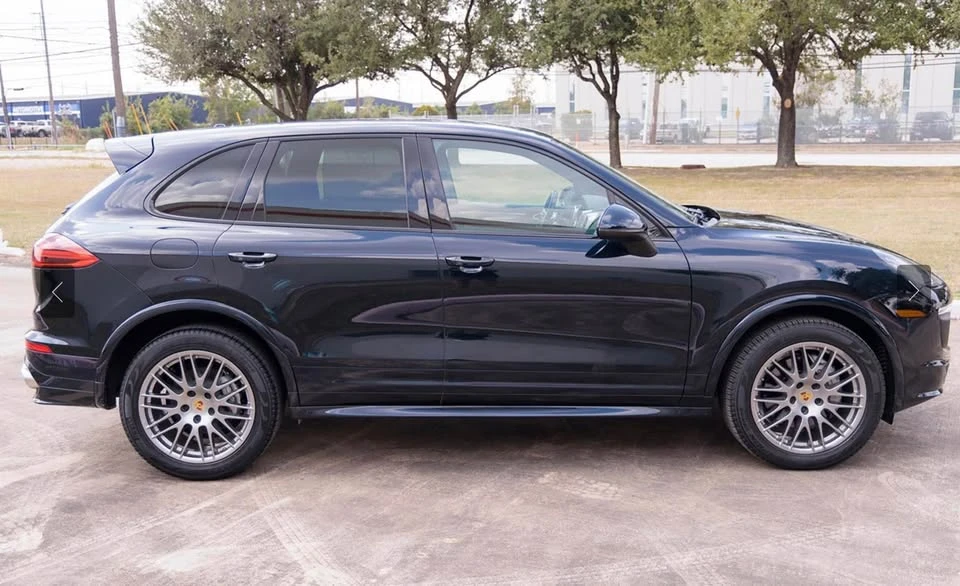 2017 Porsche 958 Cayenne - Image 5 of 10