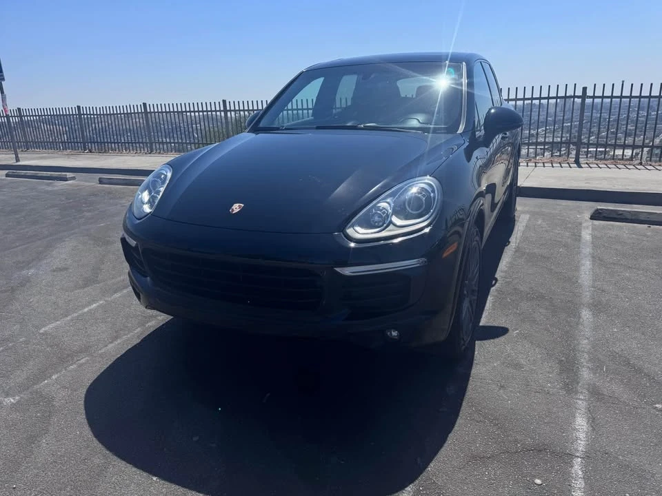 2017 Porsche 958 Cayenne - Image 7 of 12