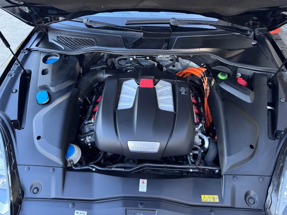 2017 Porsche 958 Cayenne - Image 12 of 12
