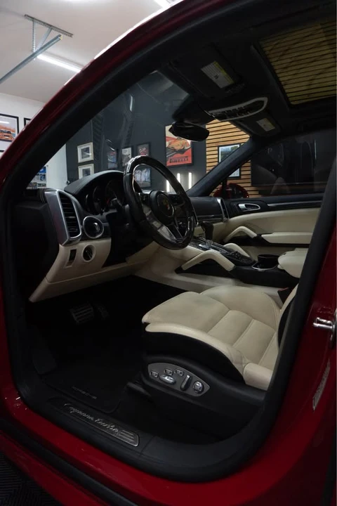 2017 Porsche 958 Cayenne - Image 5 of 15