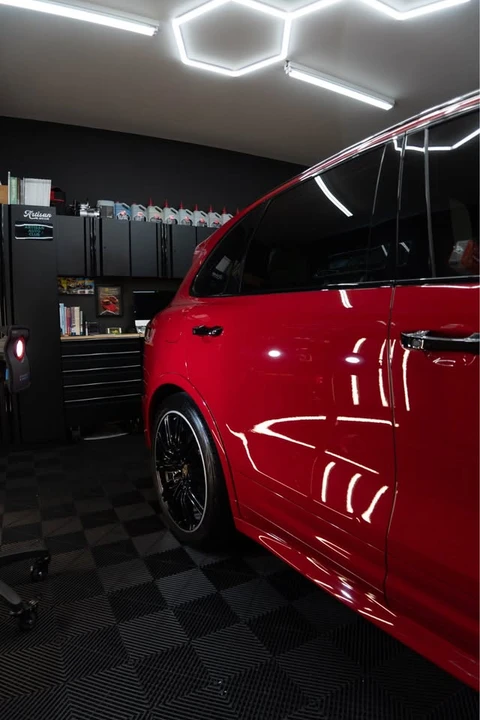 2017 Porsche 958 Cayenne - Image 2 of 15
