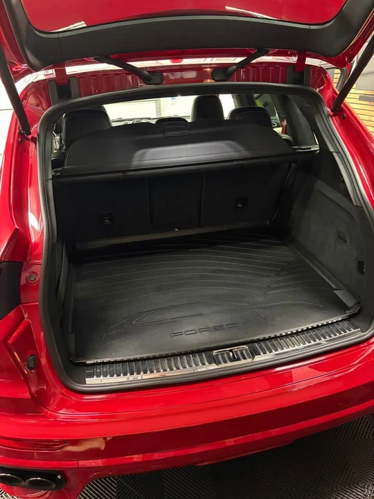 2017 Porsche 958 Cayenne - Image 11 of 15