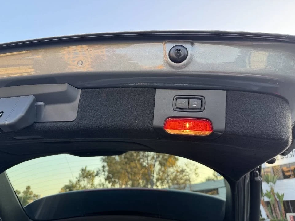 2017 Porsche 958 Cayenne S - Image 10 of 14