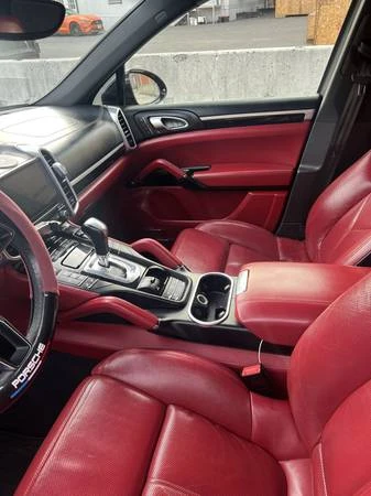 2017 Porsche 958 Cayenne - Image 10 of 10