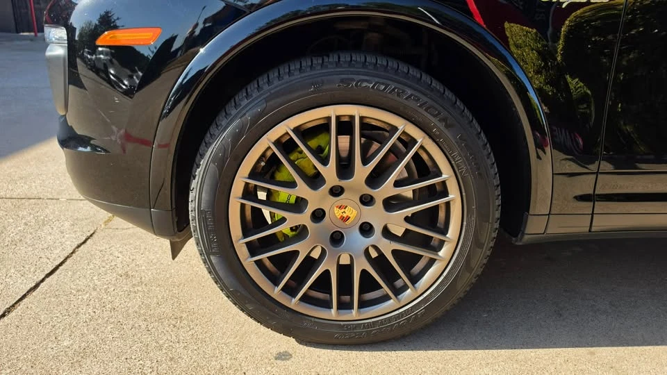 2017 Porsche 958 Cayenne - Image 14 of 20