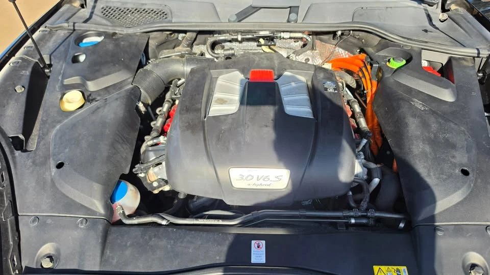 2017 Porsche 958 Cayenne - Image 18 of 20