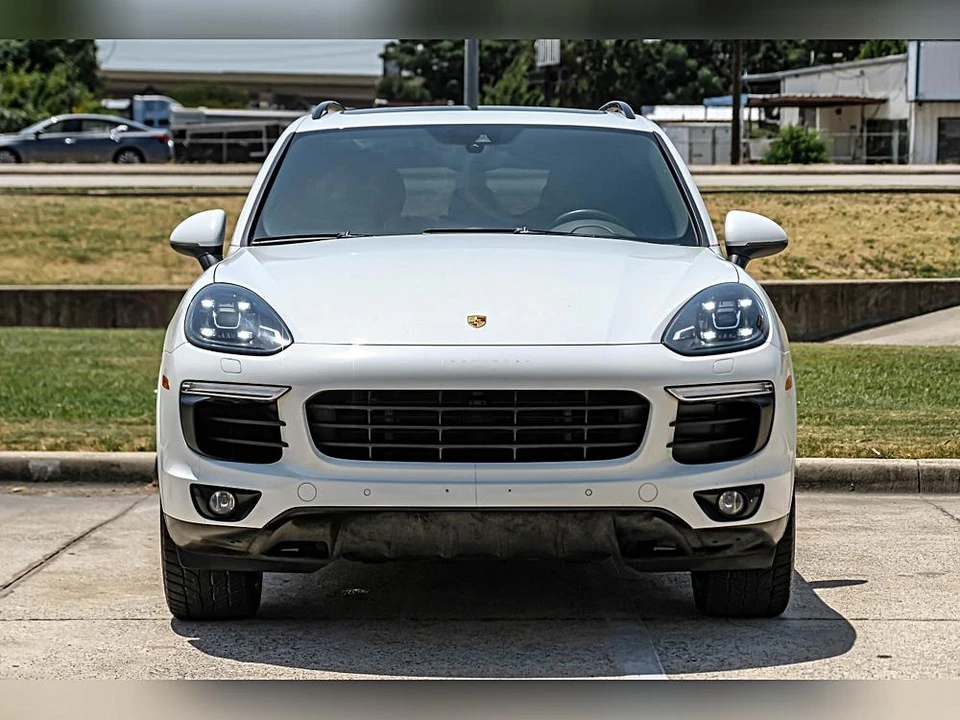 2017 Porsche Cayenne - Image 5 of 31