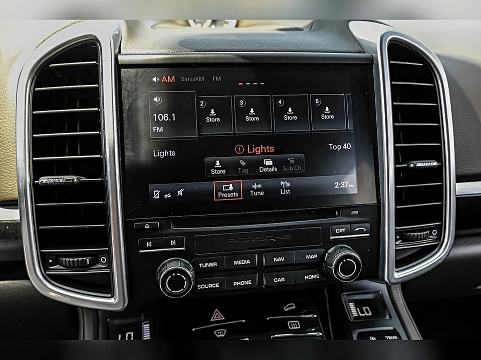 2017 Porsche Cayenne - Image 23 of 31