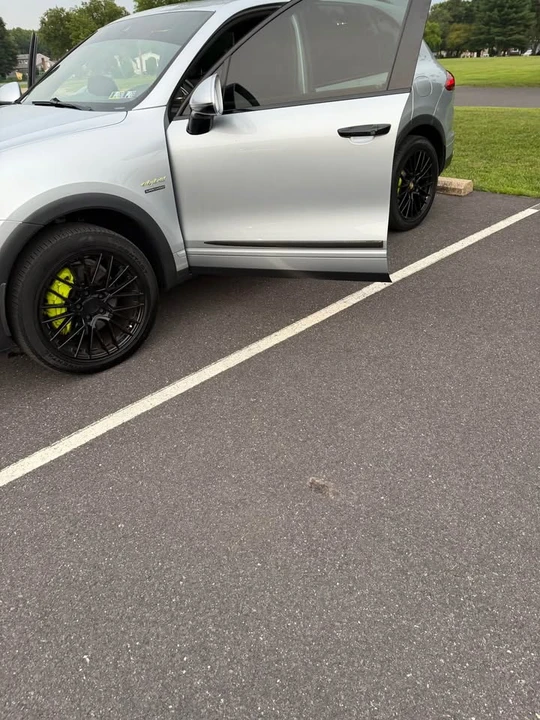 2017 Porsche 958 Cayenne - Image 3 of 11