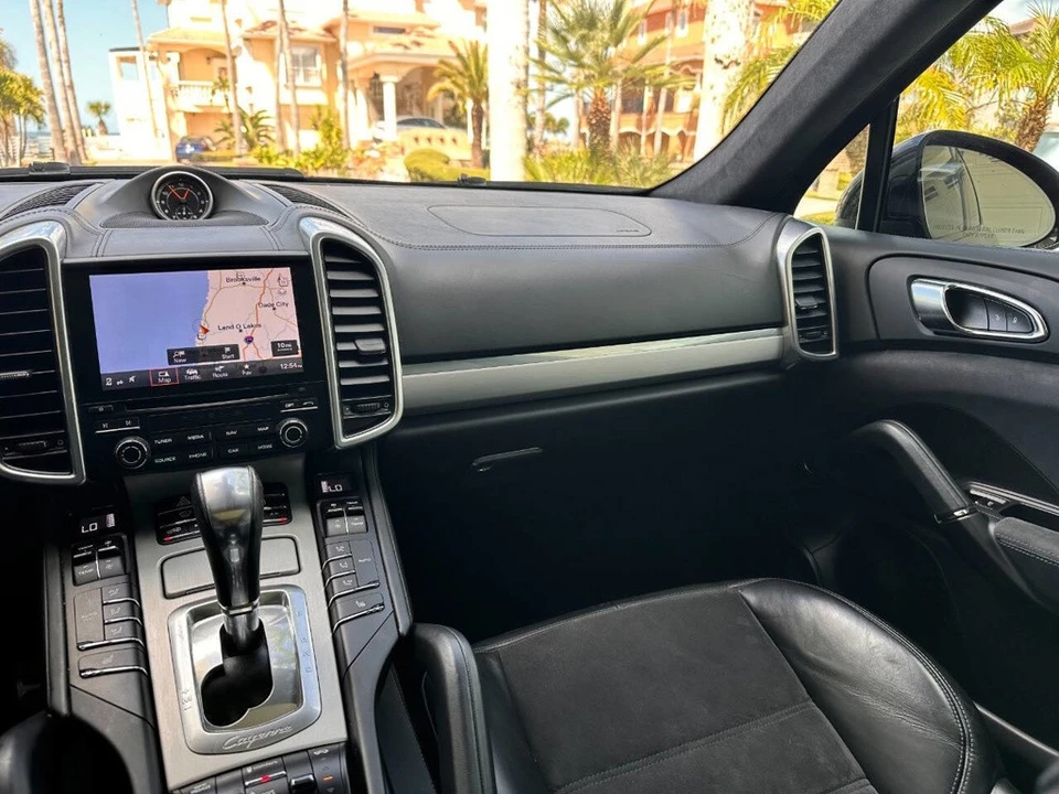 2017 Porsche 958 Cayenne GTS - Image 13 of 21