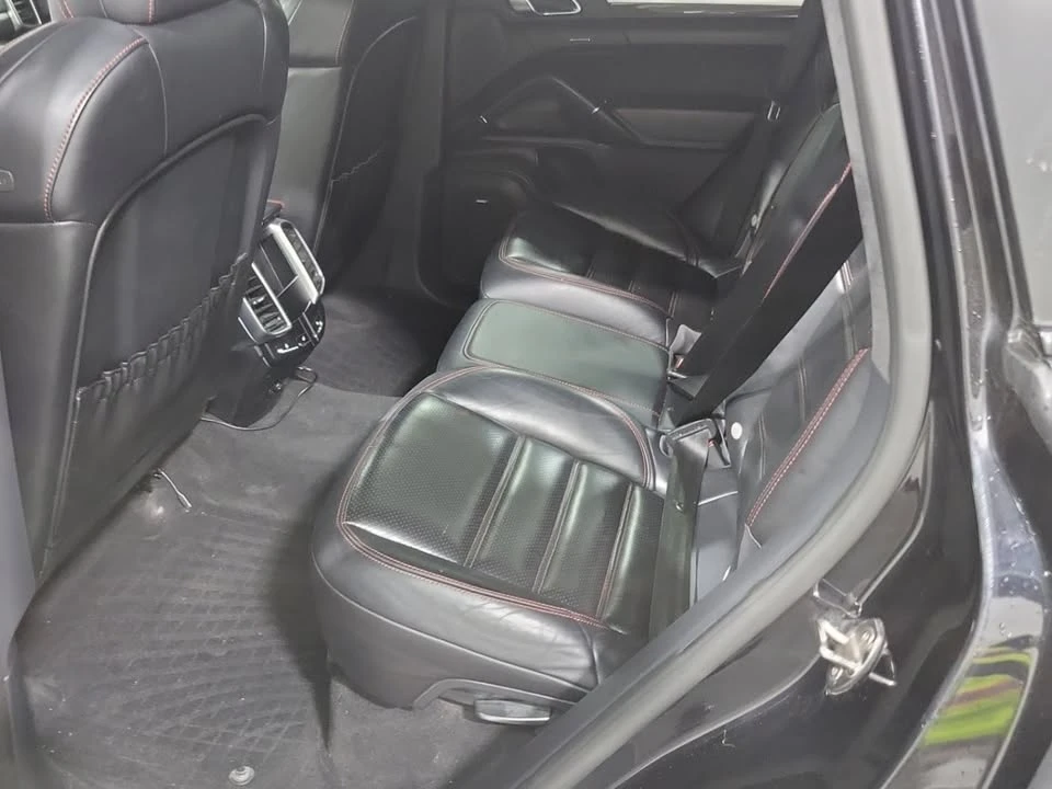 2017 Porsche 958 Cayenne GTS - Image 5 of 6