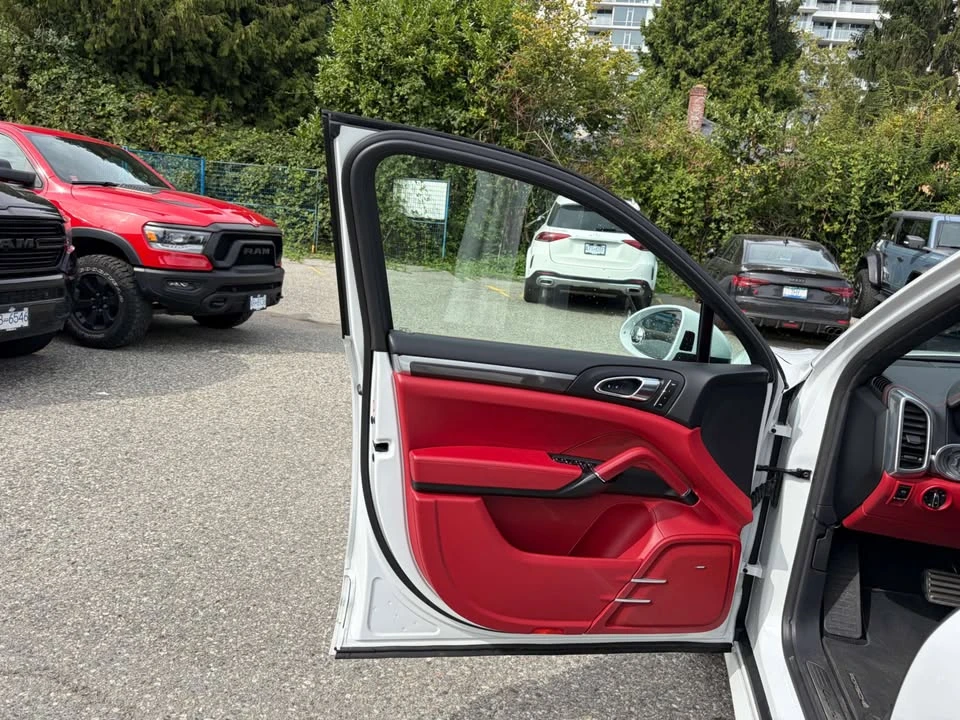 2017 Porsche 958 Cayenne GTS - Image 18 of 20
