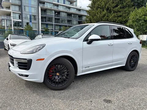 2017 Porsche Cayenne GTS