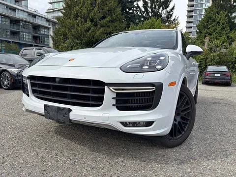 2017 Porsche Cayenne GTS