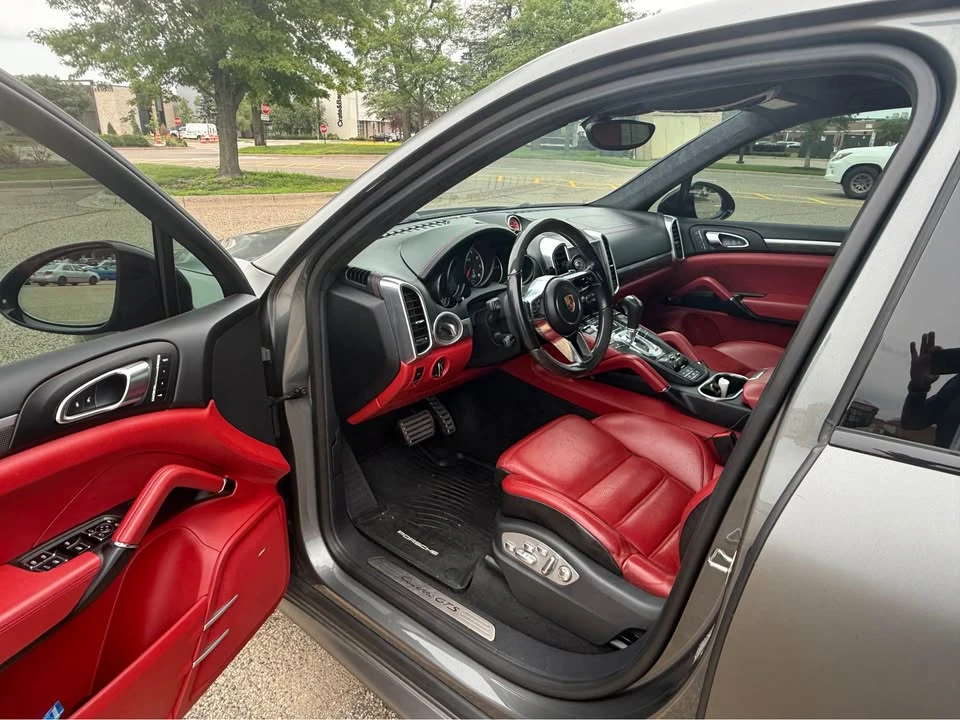 2017 Porsche 958 Cayenne GTS - Image 6 of 9