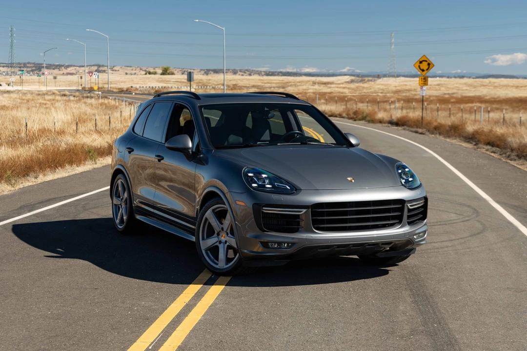 2017 Porsche 958 Cayenne GTS - Image 27 of 31