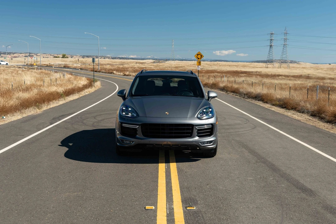 2017 Porsche 958 Cayenne GTS - Image 18 of 31