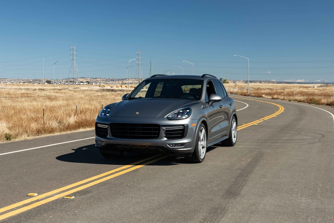 2017 Porsche 958 Cayenne GTS - Image 14 of 31