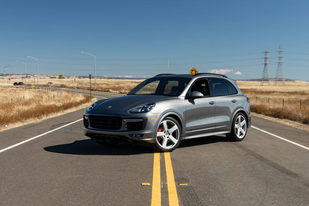 2017 Porsche 958 Cayenne GTS - Image 3 of 31