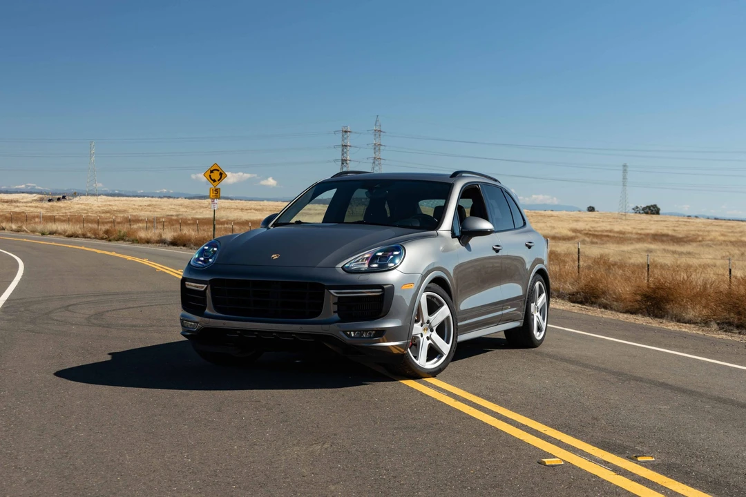 2017 Porsche 958 Cayenne GTS - Image 10 of 31