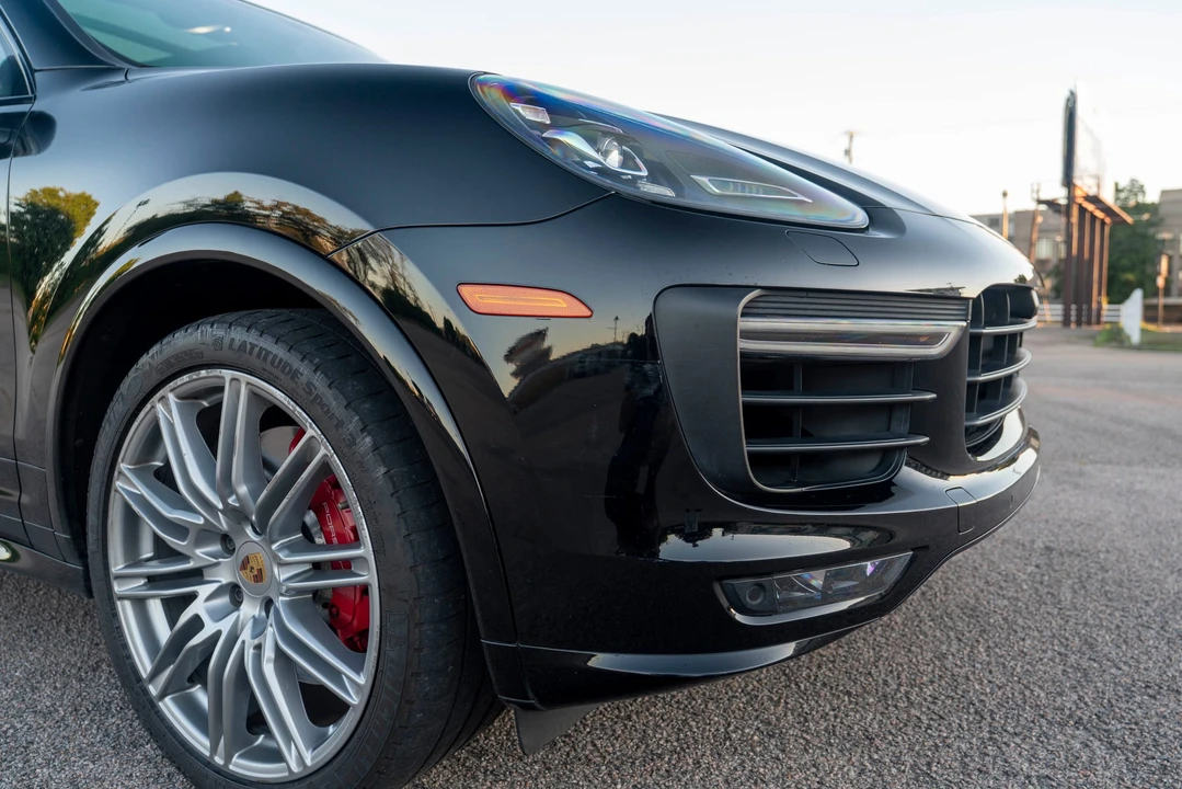2017 Porsche 958 Cayenne GTS - Image 16 of 31
