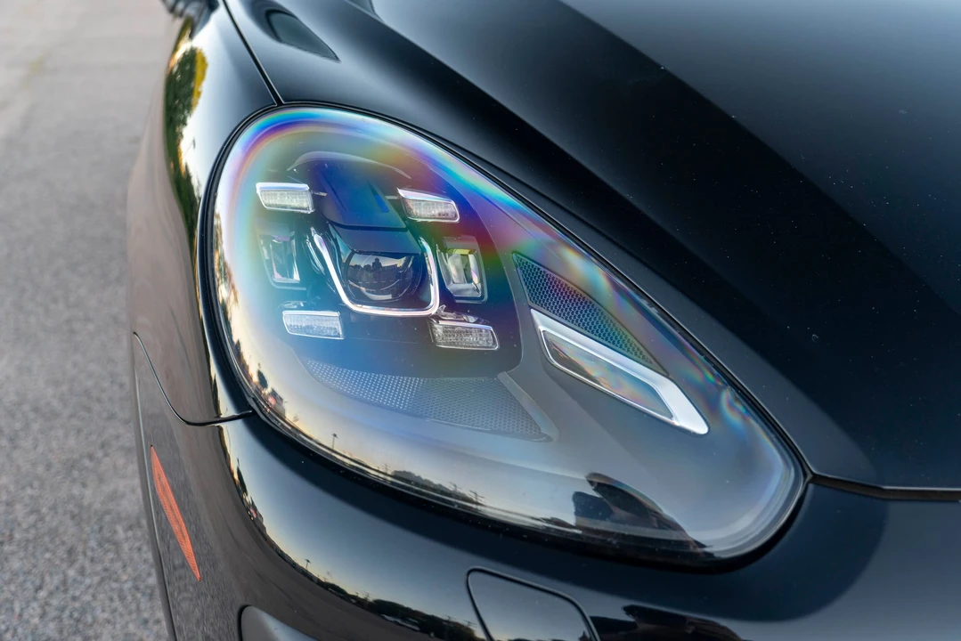 2017 Porsche 958 Cayenne GTS - Image 23 of 31
