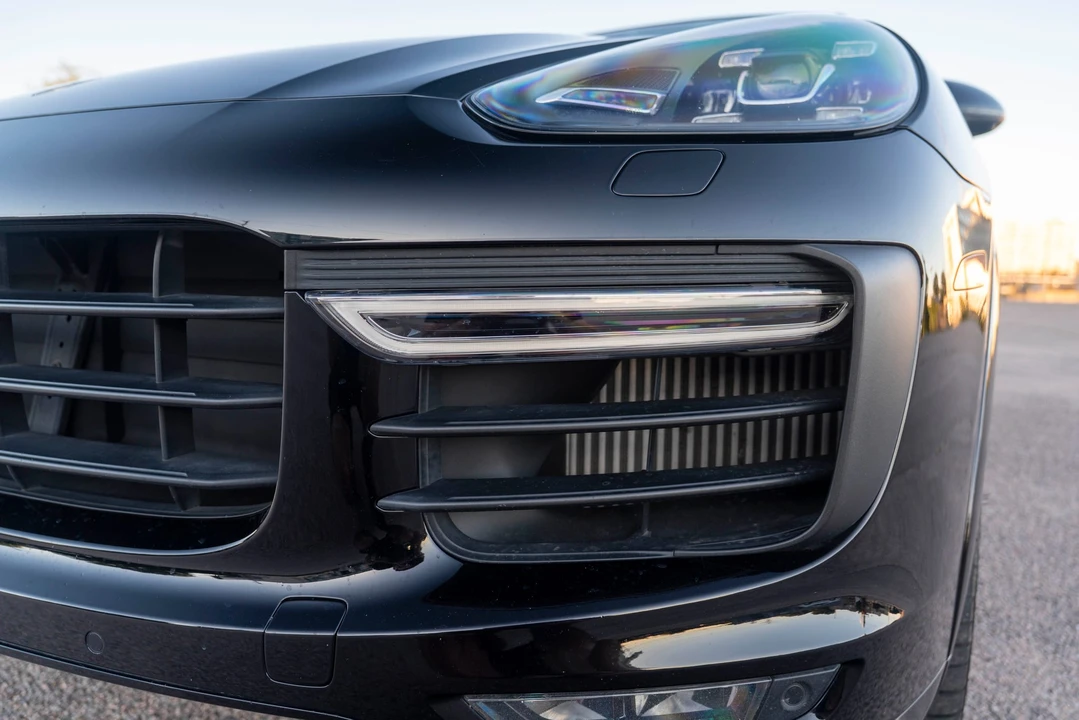 2017 Porsche 958 Cayenne GTS - Image 28 of 31