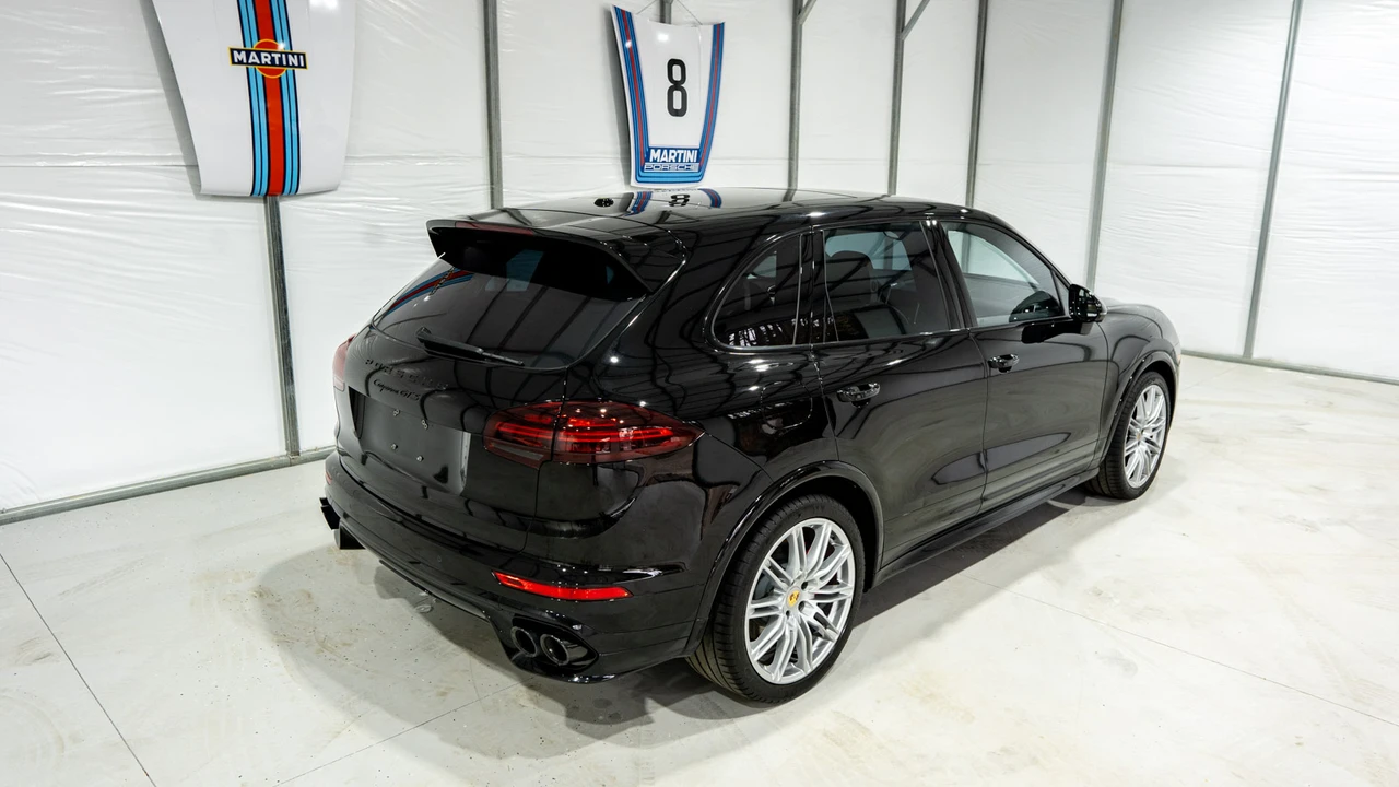 2017 Porsche 958 Cayenne GTS - Image 11 of 31