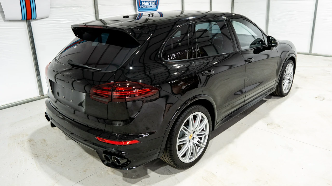 2017 Porsche 958 Cayenne GTS - Image 10 of 31