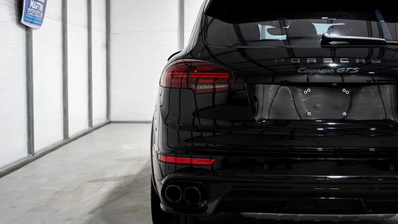 2017 Porsche 958 Cayenne GTS - Image 28 of 31