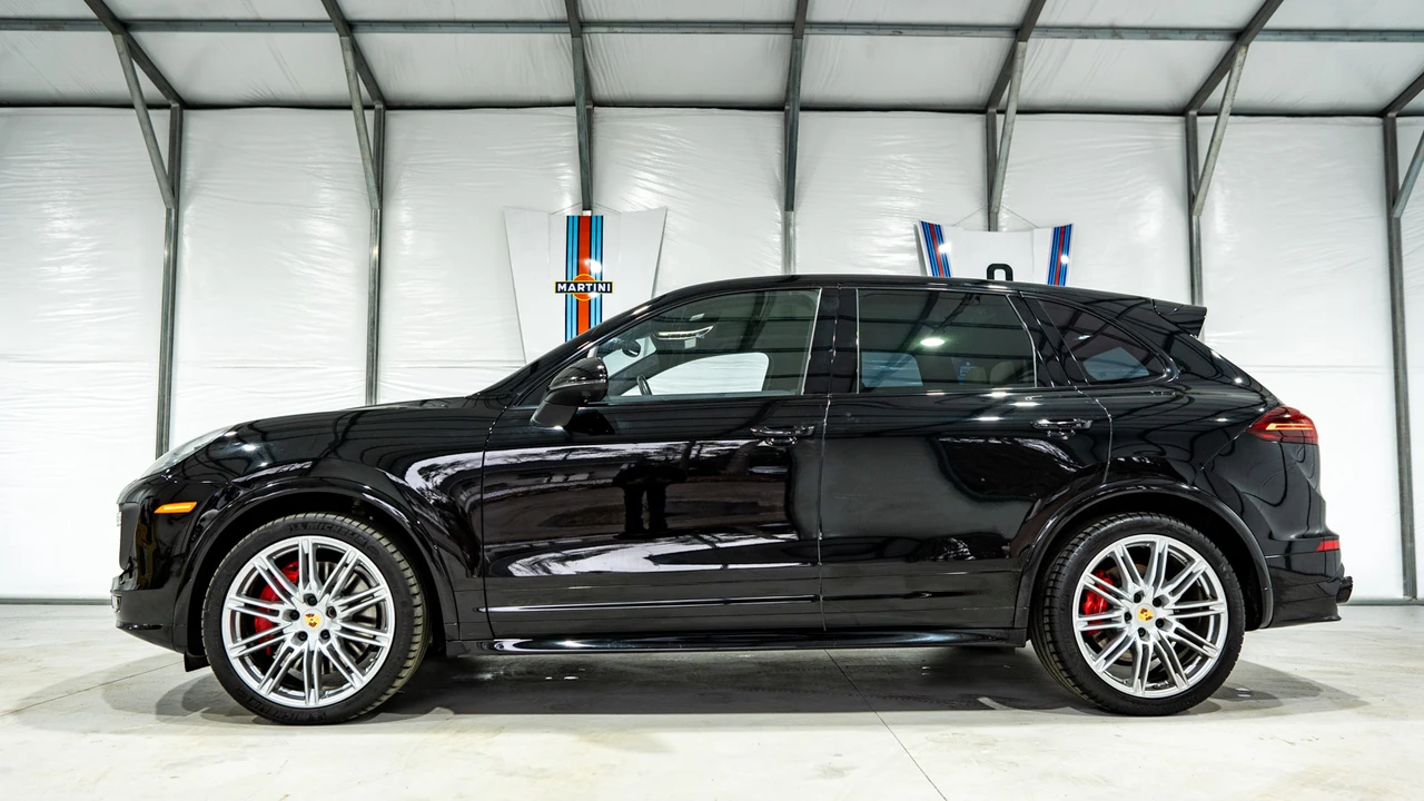 2017 Porsche 958 Cayenne GTS - Image 5 of 31