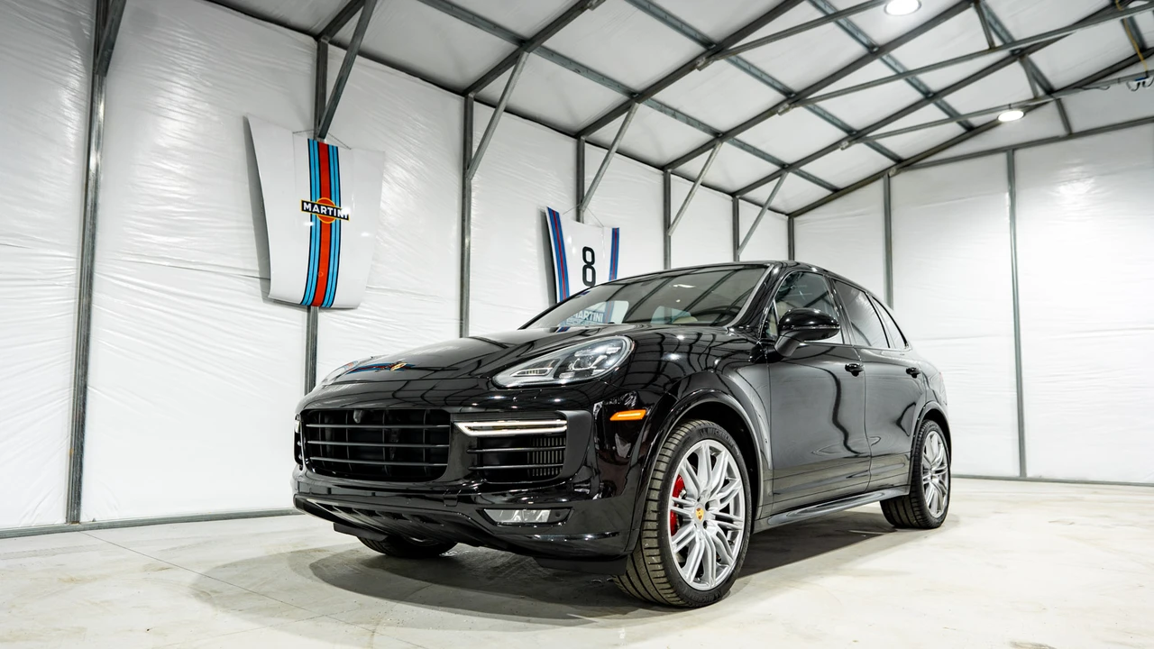 2017 Porsche 958 Cayenne GTS - Image 2 of 31