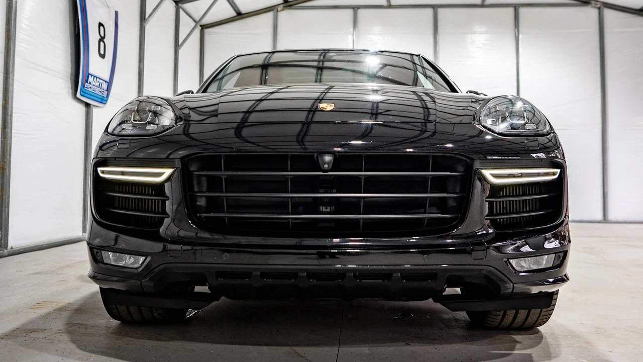 2017 Porsche 958 Cayenne GTS - Image 19 of 31