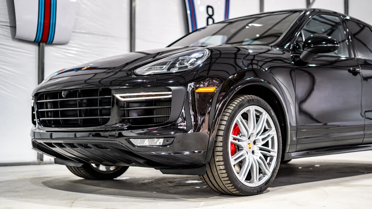 2017 Porsche 958 Cayenne GTS - Image 24 of 31