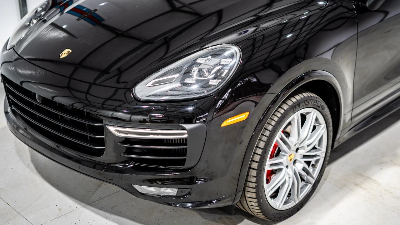 2017 Porsche 958 Cayenne GTS - Image 23 of 31