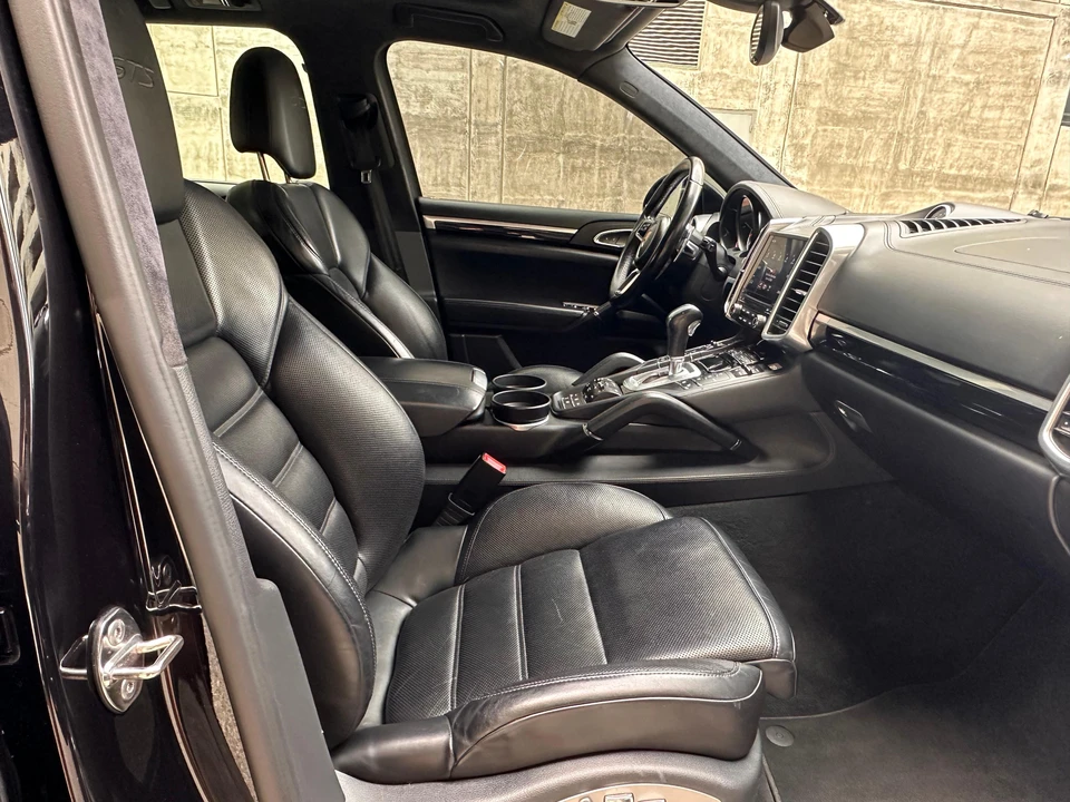 2017 Porsche 958 Cayenne GTS - Image 31 of 31