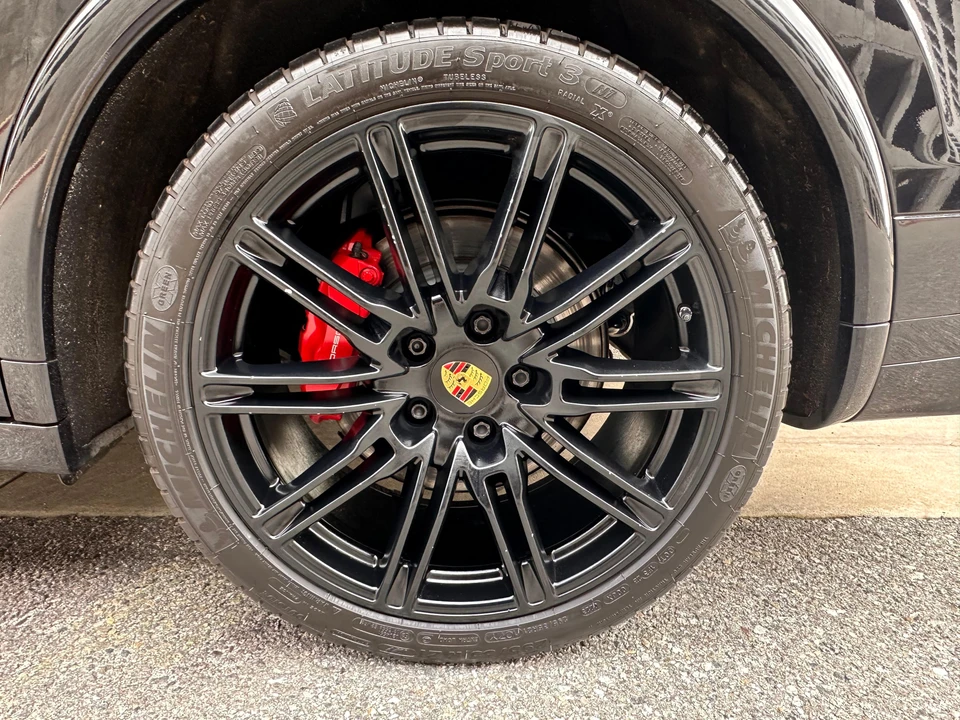 2017 Porsche 958 Cayenne GTS - Image 21 of 31