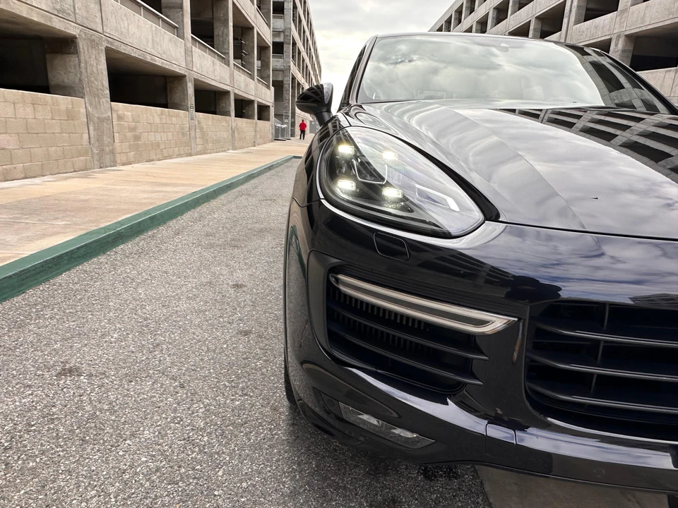 2017 Porsche 958 Cayenne GTS - Image 12 of 31