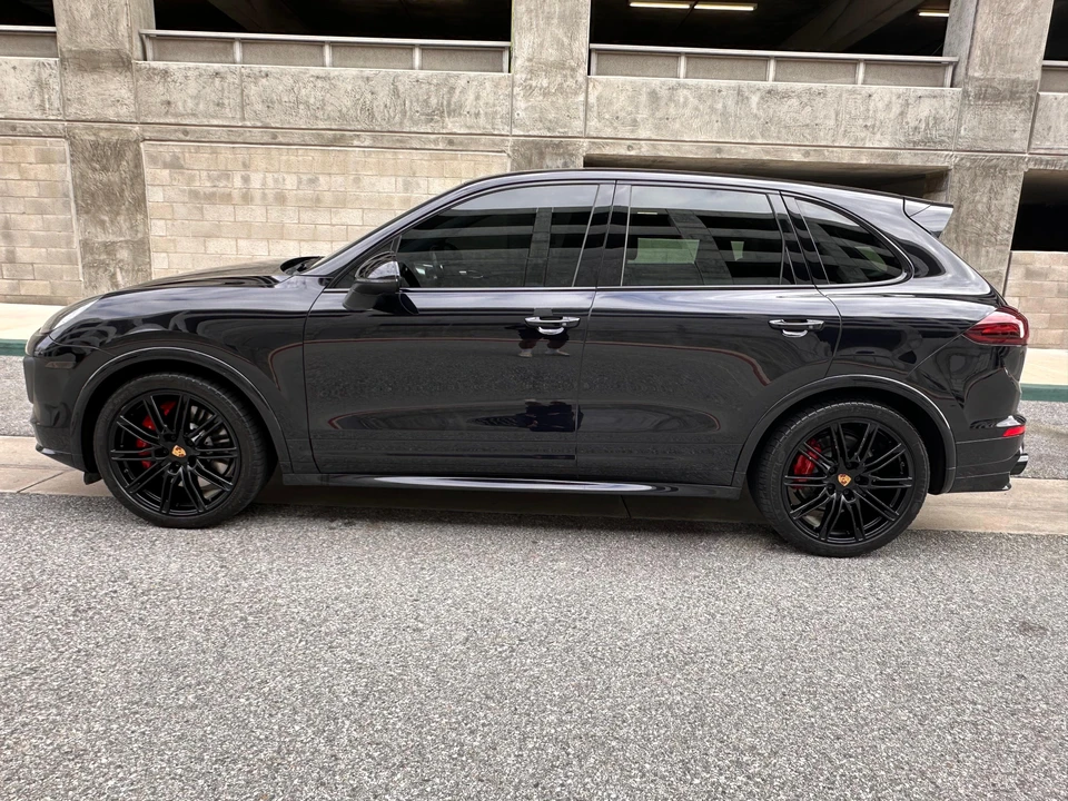 2017 Porsche 958 Cayenne GTS - Image 6 of 31